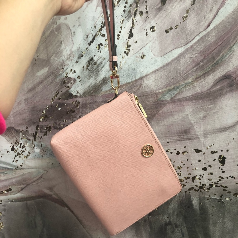 Authentic Tory Burch Wristlet - New